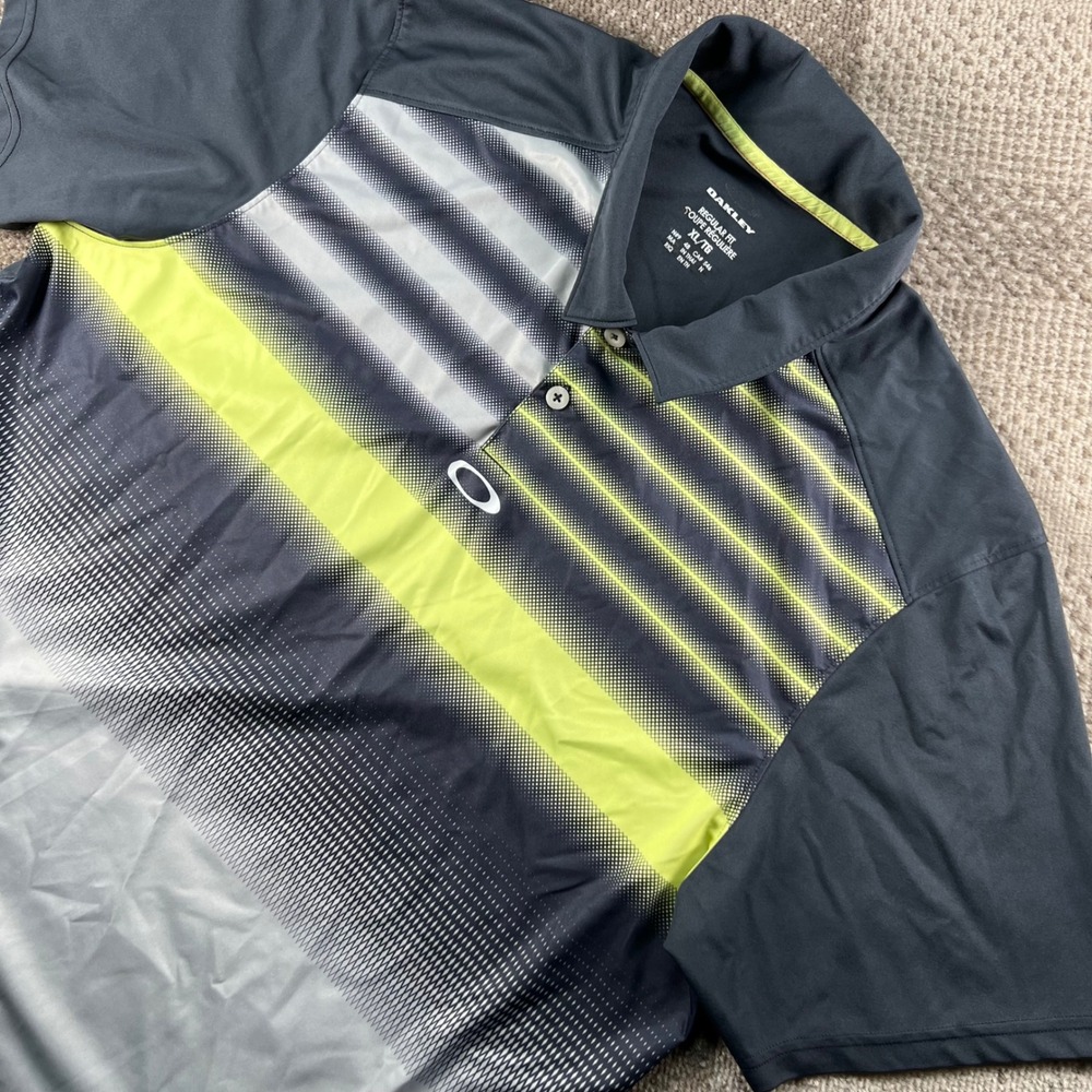 Oakley Mens XL Regular Fit Golf Polo Shirt Gray Neon Yellow Stripe Center Logo